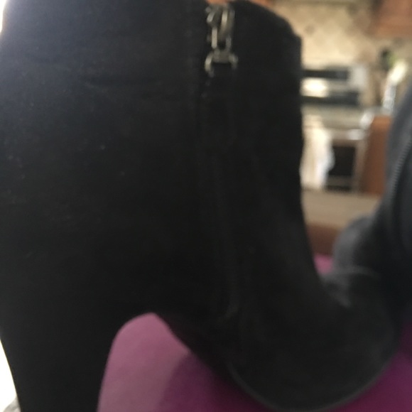 Black ankle boots - Picture 2 of 5